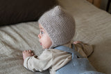 Håndstrikket babylue - Beige